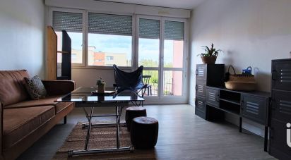 Apartment 2 rooms of 53 m² in Le Mans (72000)