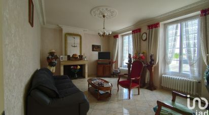 House 5 rooms of 130 m² in Sainte-Soulle (17220)