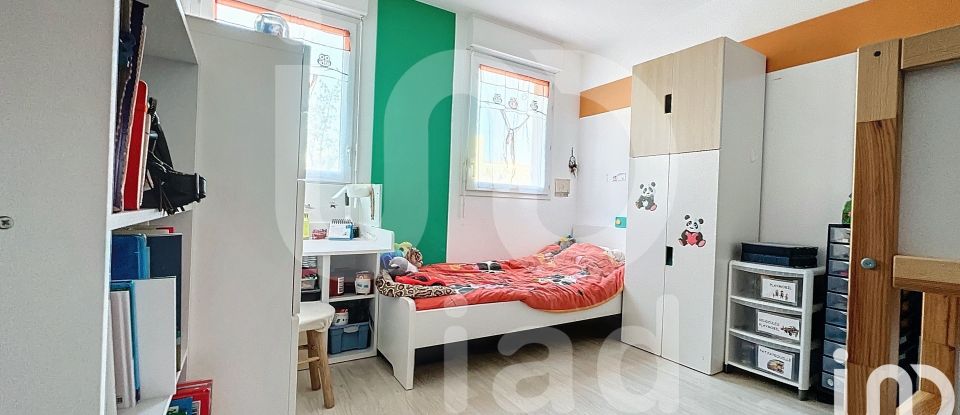 Appartement 3 pièces de 65 m² à Neuilly-sur-Marne (93330)