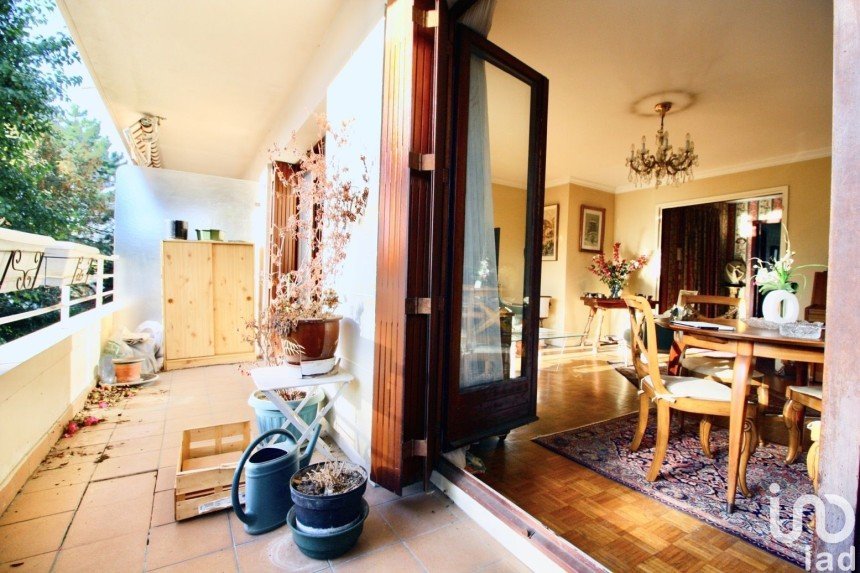 Appartement 5 pièces de 90 m² à Les Pavillons-sous-Bois (93320)