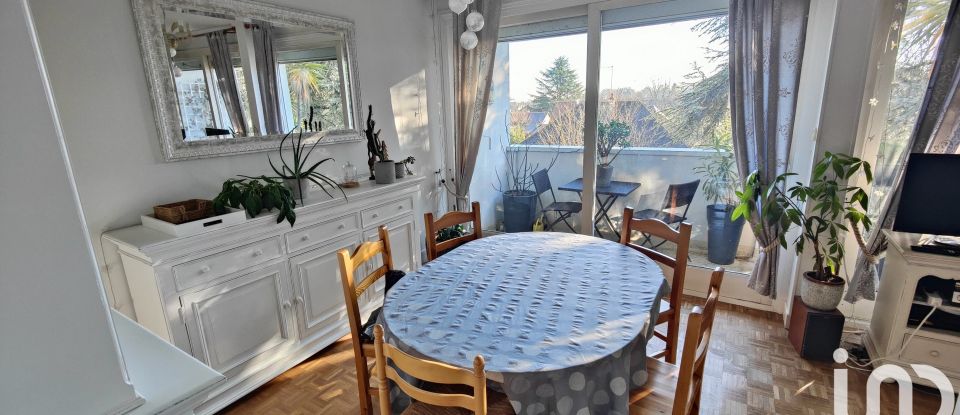 Apartment 4 rooms of 80 m² in Saint-Cyr-sur-Loire (37540)