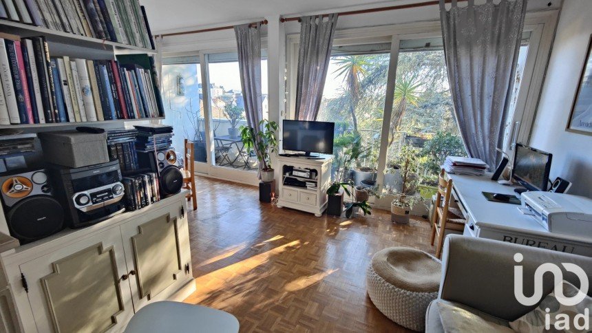 Appartement 4 pièces de 80 m² à Saint-Cyr-sur-Loire (37540)