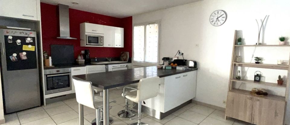 House 6 rooms of 148 m² in Connaux (30330)