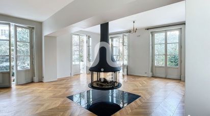 Apartment 4 rooms of 110 m² in Paris (75018)