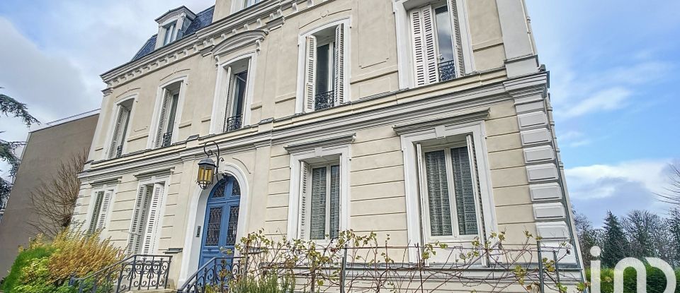 Appartement 5 pièces de 91 m² à Noisy-le-Grand (93160)