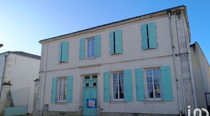 Maison 5 pièces de 130 m² à Sainte-Soulle (17220)