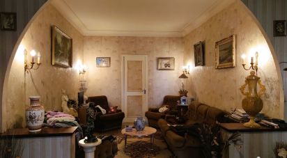 Maison 8 pièces de 315 m² à Birac-sur-Trec (47200)