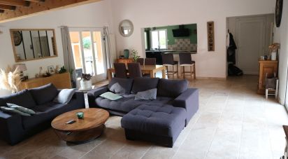 House 6 rooms of 150 m² in Le Beausset (83330)