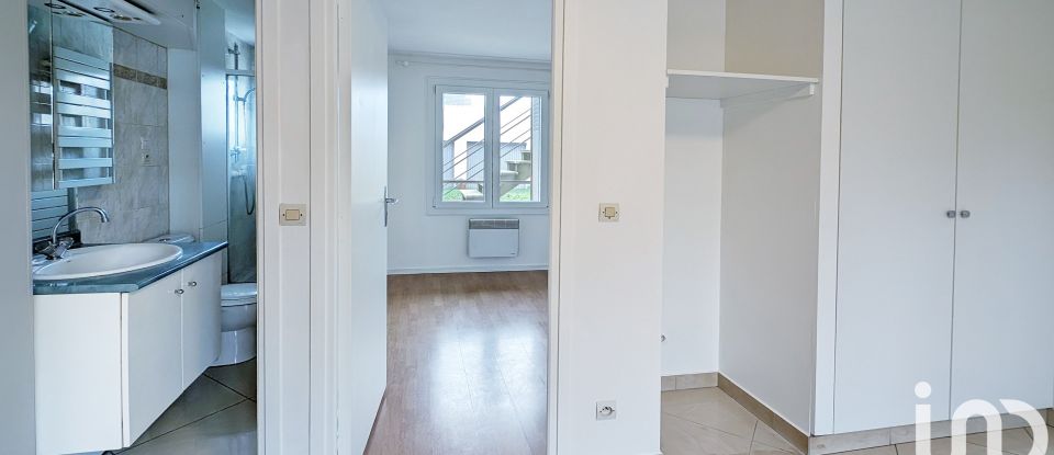 Appartement 2 pièces de 27 m² à Savigny-sur-Orge (91600)