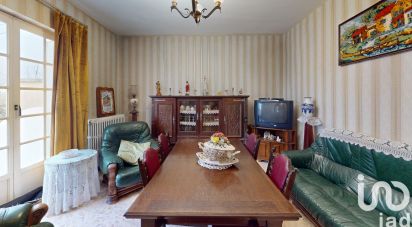 House 6 rooms of 140 m² in Vaux-le-Pénil (77000)