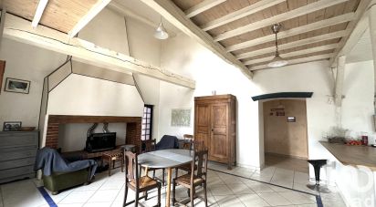 Village house 8 rooms of 243 m² in Artagnan (65500)