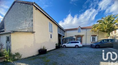 House 5 rooms of 142 m² in Ozon (65190)