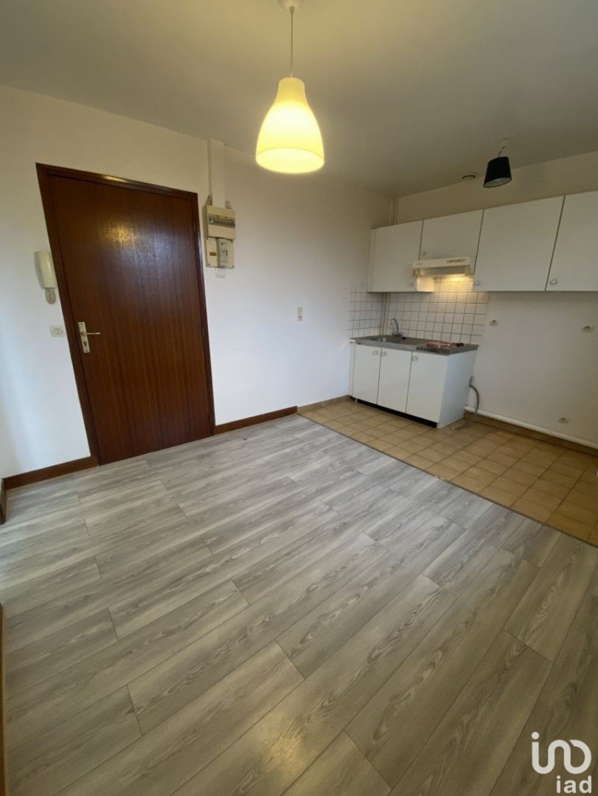 Apartment 2 rooms of 26 m² in Mitry-Mory (77290)