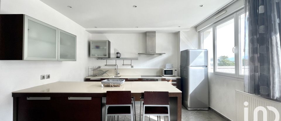 Vente Appartement 87m² 5 Pièces à Grenoble (38100) - Iad France