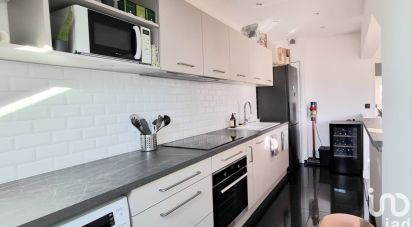 Apartment 3 rooms of 69 m² in Chilly-Mazarin (91380)