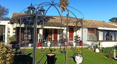 House 4 rooms of 99 m² in Fréjus (83600)