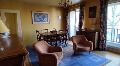 Apartment 3 rooms of 69 m² in Les Lilas (93260)