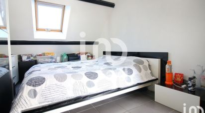 Duplex 3 rooms of 65 m² in Silly-le-Long (60330)