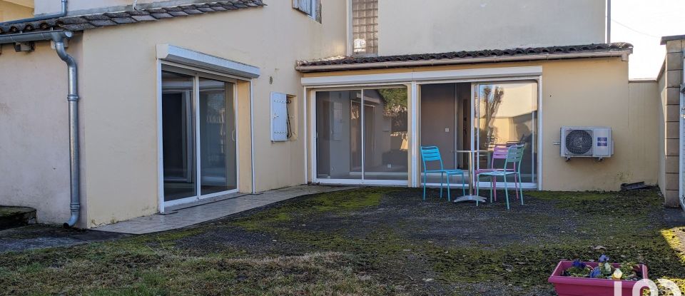 House 4 rooms of 173 m² in Libourne (33500)