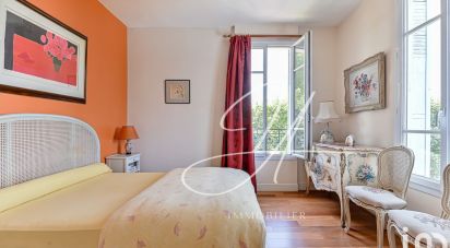 House 6 rooms of 193 m² in Saint-Maur-des-Fossés (94210)