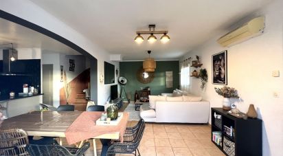 House 5 rooms of 122 m² in Saint-Gilles (30800)