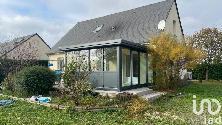 Maison 5 pièces de 110 m² à Savigny-en-Véron (37420)