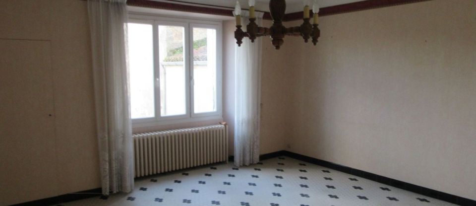 House 5 rooms of 115 m² in Bressuire (79300)