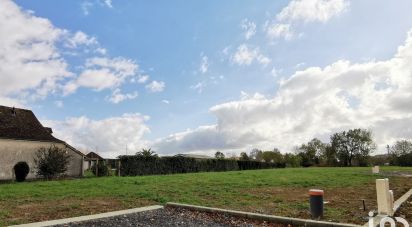 Land of 915 m² in Mont (64300)
