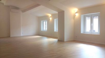 Appartement 3 pièces de 120 m² à Solliès-Pont (83210)
