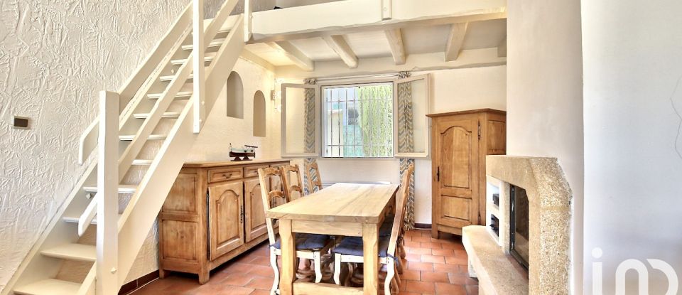 Traditional house 5 rooms of 149 m² in Ceyreste (13600)
