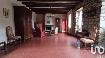 Mansion 11 rooms of 200 m² in Plougoumelen (56400)