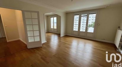 Apartment 4 rooms of 88 m² in Tours (37000)