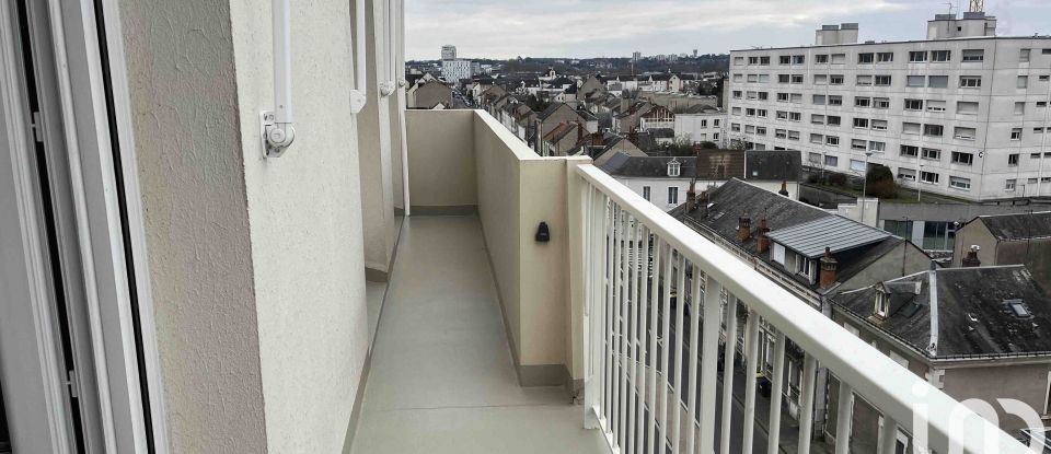 Apartment 4 rooms of 88 m² in Tours (37000)