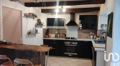 Village house 4 rooms of 100 m² in Rieupeyroux (12240)