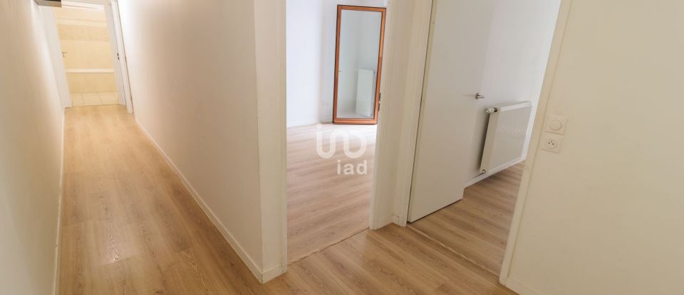 Apartment 4 rooms of 76 m² in Romainville (93230)