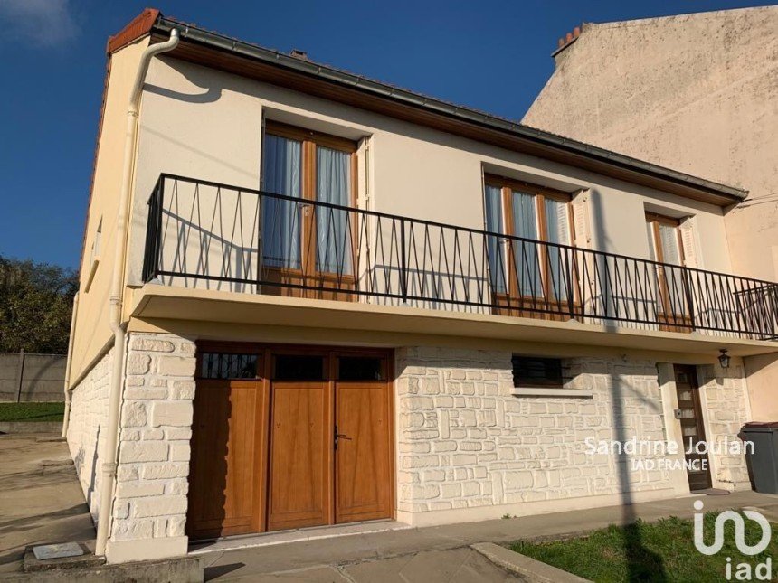 House 8 rooms of 162 m² in Argenteuil (95100)