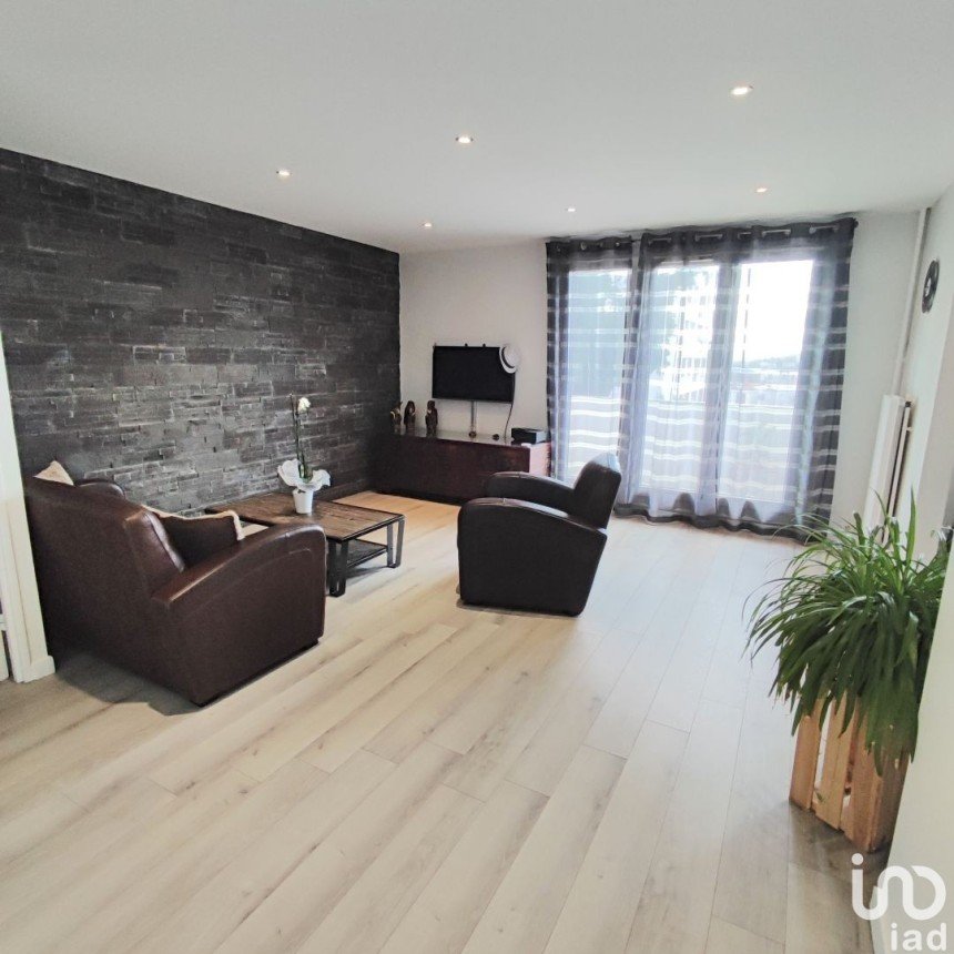 Appartement 4 pièces de 69 m² à Gagny (93220)
