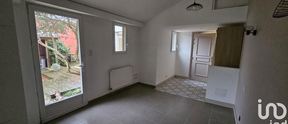 House 6 rooms of 150 m² in Rochefort (17300)