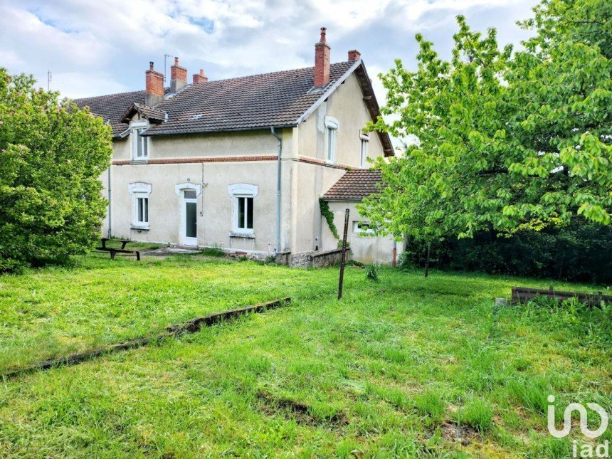 House 3 rooms of 87 m² in Montceau-les-Mines (71300)