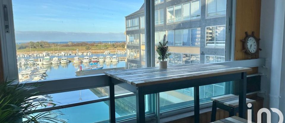 Apartment 2 rooms of 40 m² in Courseulles-sur-Mer (14470)