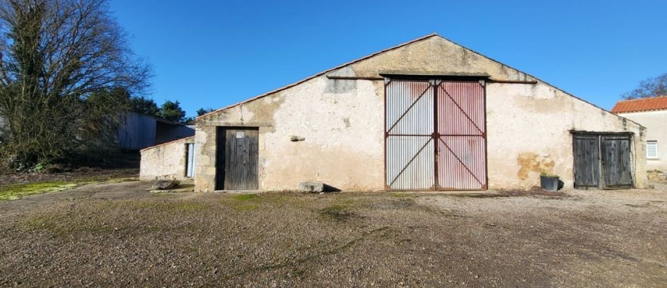 House 5 rooms of 217 m² in Saint-Vincent-sur-Jard (85520)