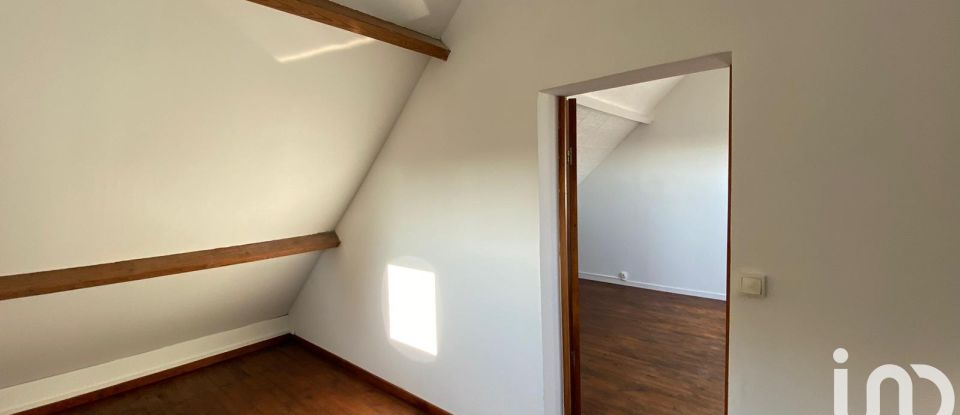 House 5 rooms of 100 m² in Sainghin-en-Weppes (59184)