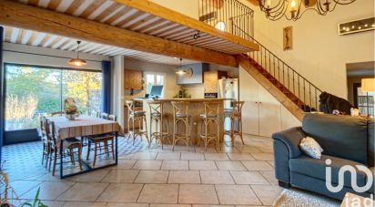 Traditional house 7 rooms of 190 m² in Saint-Saturnin-lès-Apt (84490)
