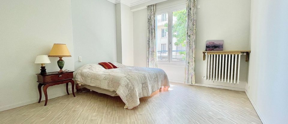 Appartement 4 pièces de 107 m² à Grenoble (38000)