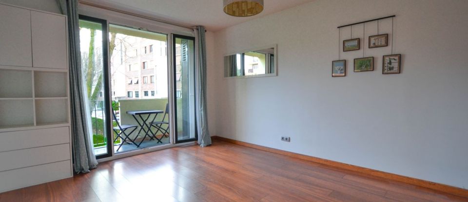 Apartment 3 rooms of 55 m² in L'Haÿ-les-Roses (94240)
