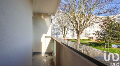 Appartement 3 pièces de 81 m² à Saint-Memmie (51470)