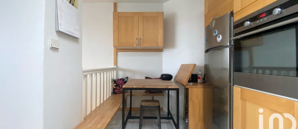 Appartement 3 pièces de 70 m² à Noisy-le-Grand (93160)