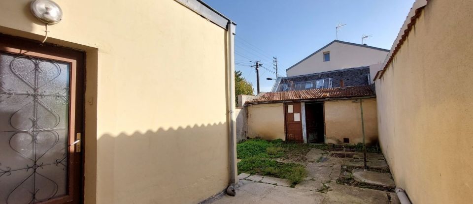 Building in Saint-Quentin (02100) of 92 m²