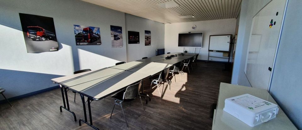 Bureaux de 800 m² à Chaumont (52000)