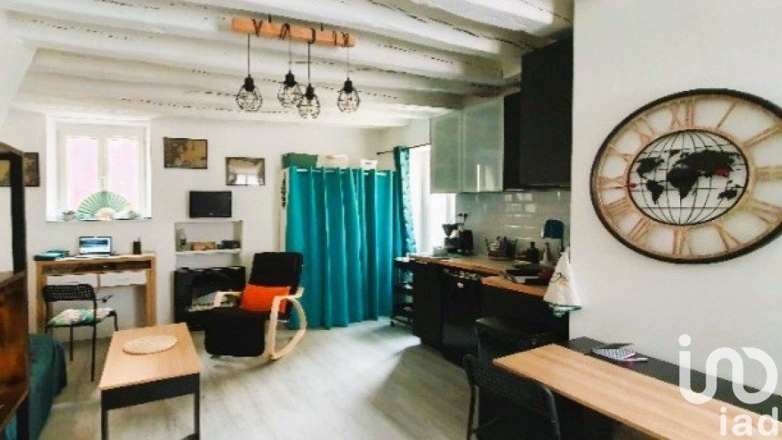 Studio 1 room of 25 m² in Vauhallan (91430)